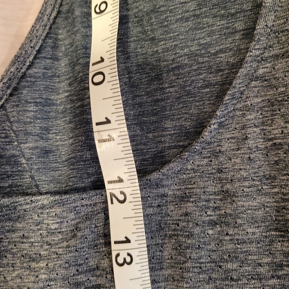 NWOT Athleta Muscle Tank - Picture 5 of 8